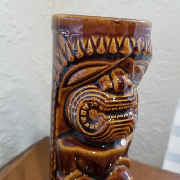 Orchids of Hawaii Vintage Brown Tiki Cocktail Mug - Picture 4 of 8